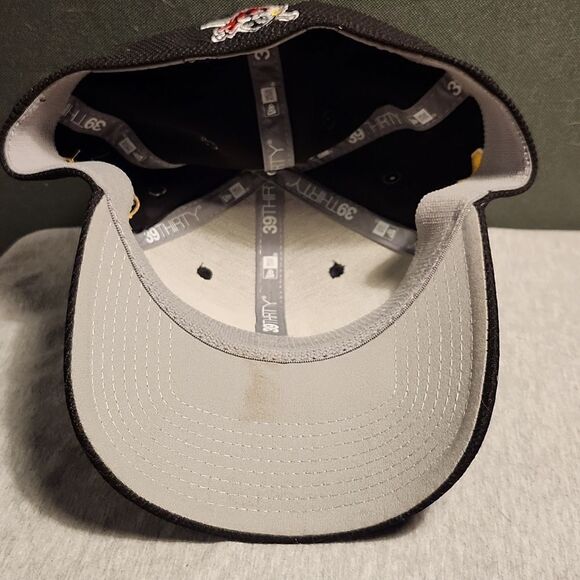 New Era 39Thirty Pittsburgh Pirates Stretchfit Hat - Small Stain - Picture 7 of 8